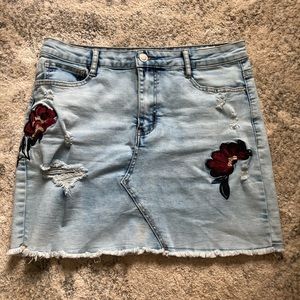 Angel Kiss Denim Skirt with Flower Embroidery
